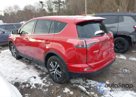 2017 Toyota Rav4 Le z USA, uszkodzony, nr VIN JTMBFREV8HJ159869